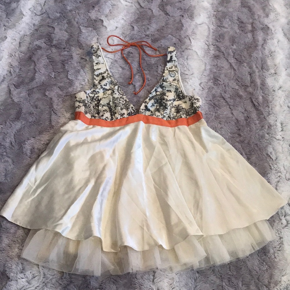 Victoria’s Secret Ivory Fairy Sexy Blouse size M